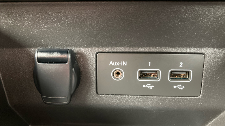 Renault Clio 1.0 TCe 100 Iconic 5dr [Bose] Petrol Hatchback